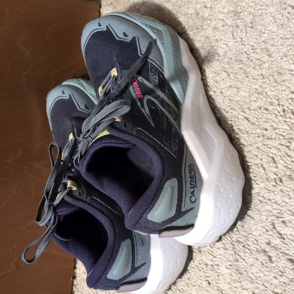 Brooks Caldera 7 Women's Size 8 - Picture 2 of 14